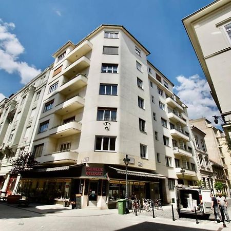 Premium Apartment By Hi5-Vaci Str. 3 Bedroom Budapeste Exterior foto